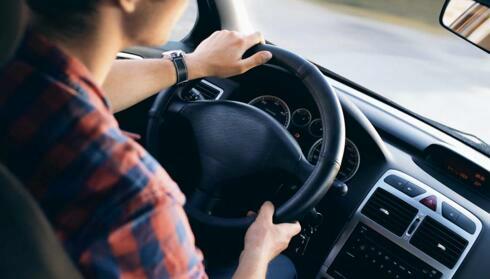 Quel groupe de chauffeurs mérite le plus une amende pour conduite dangereuse ?