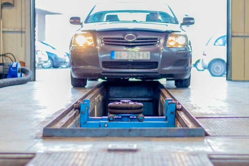 Mag een voertuig zonder geldige technische keuring de weg op?